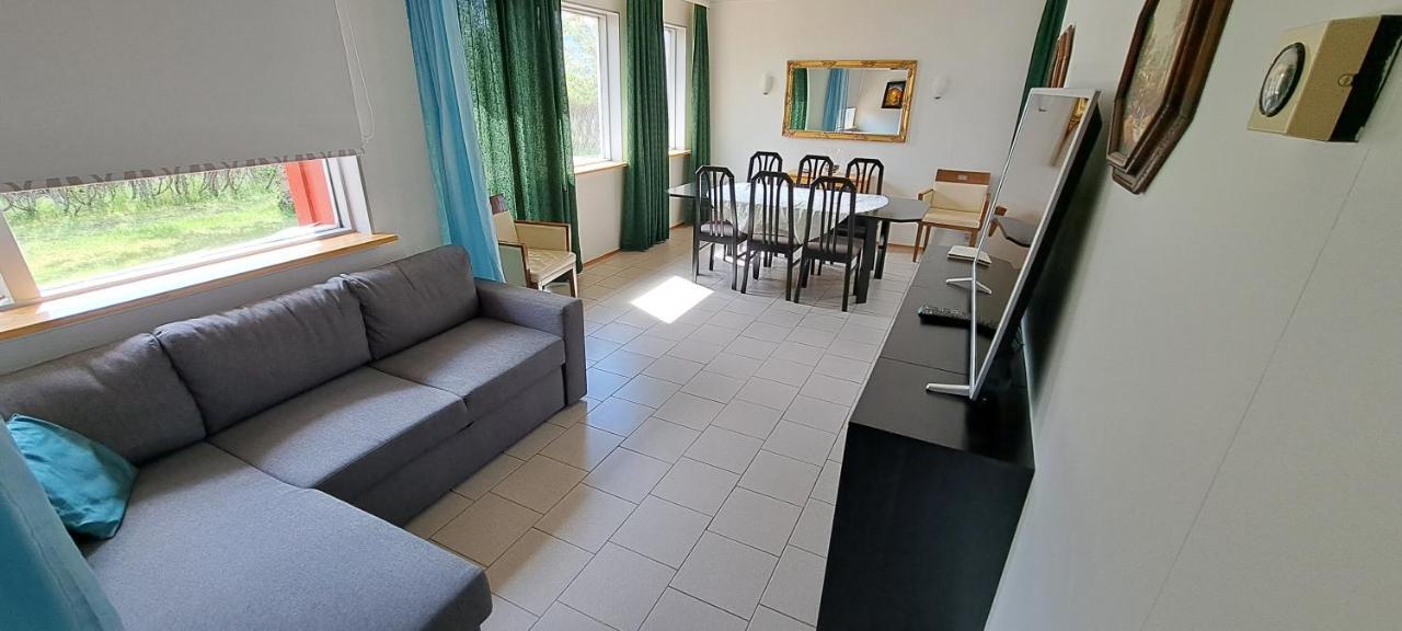 Appartement Aegisholt Privete House With Hot Tub à Patreksfjordur Extérieur photo