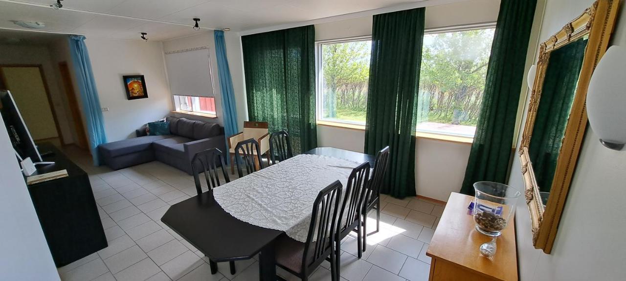 Appartement Aegisholt Privete House With Hot Tub à Patreksfjordur Extérieur photo